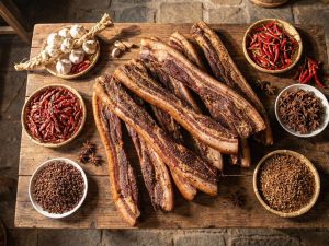 眷村味手工臘肉-一斤包裝